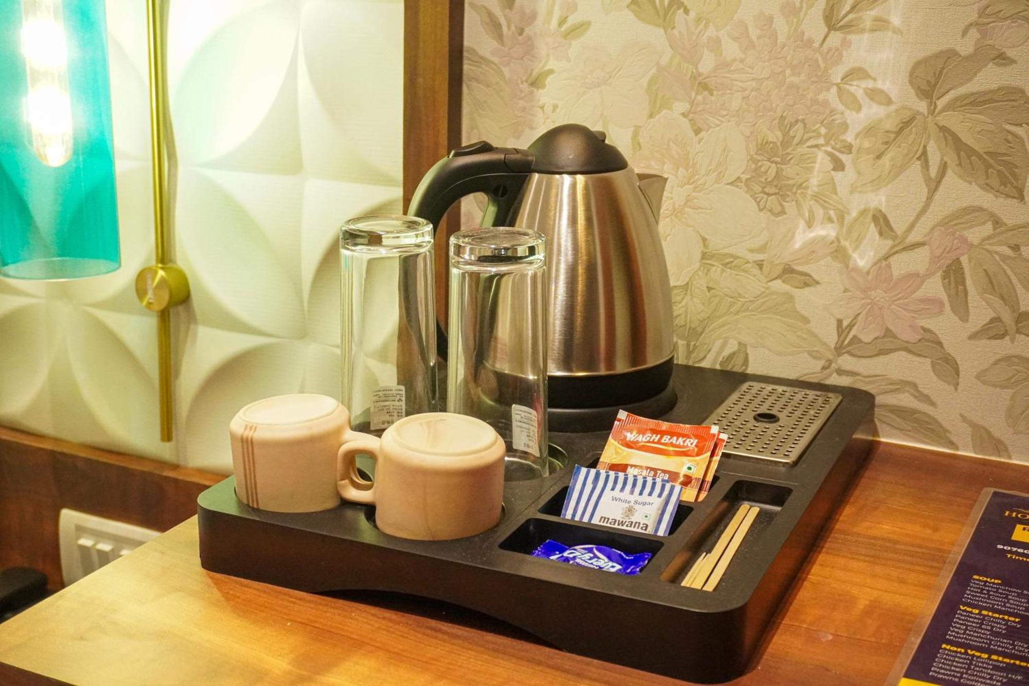 Hotel Spencer-นาวีมุมไบ ภายนอก รูปภาพ