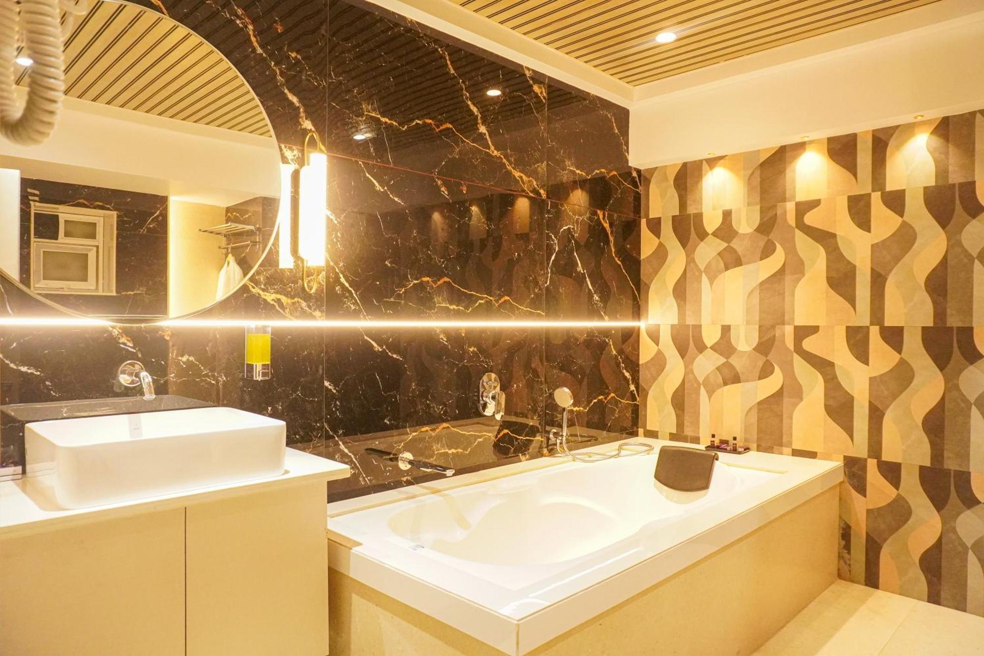 Hotel Spencer-นาวีมุมไบ ภายนอก รูปภาพ