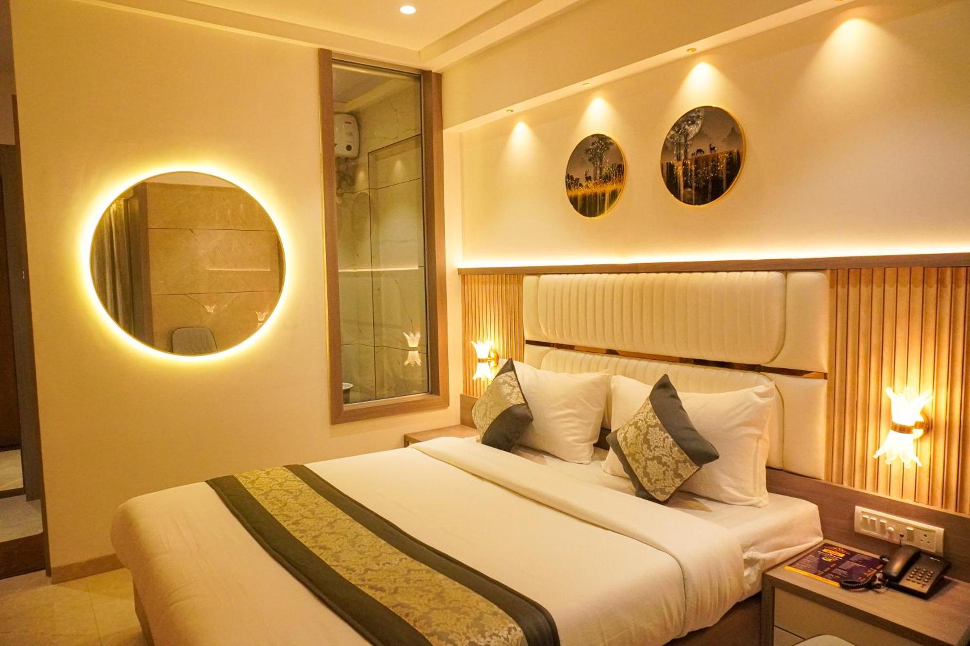 Hotel Spencer-นาวีมุมไบ ภายนอก รูปภาพ